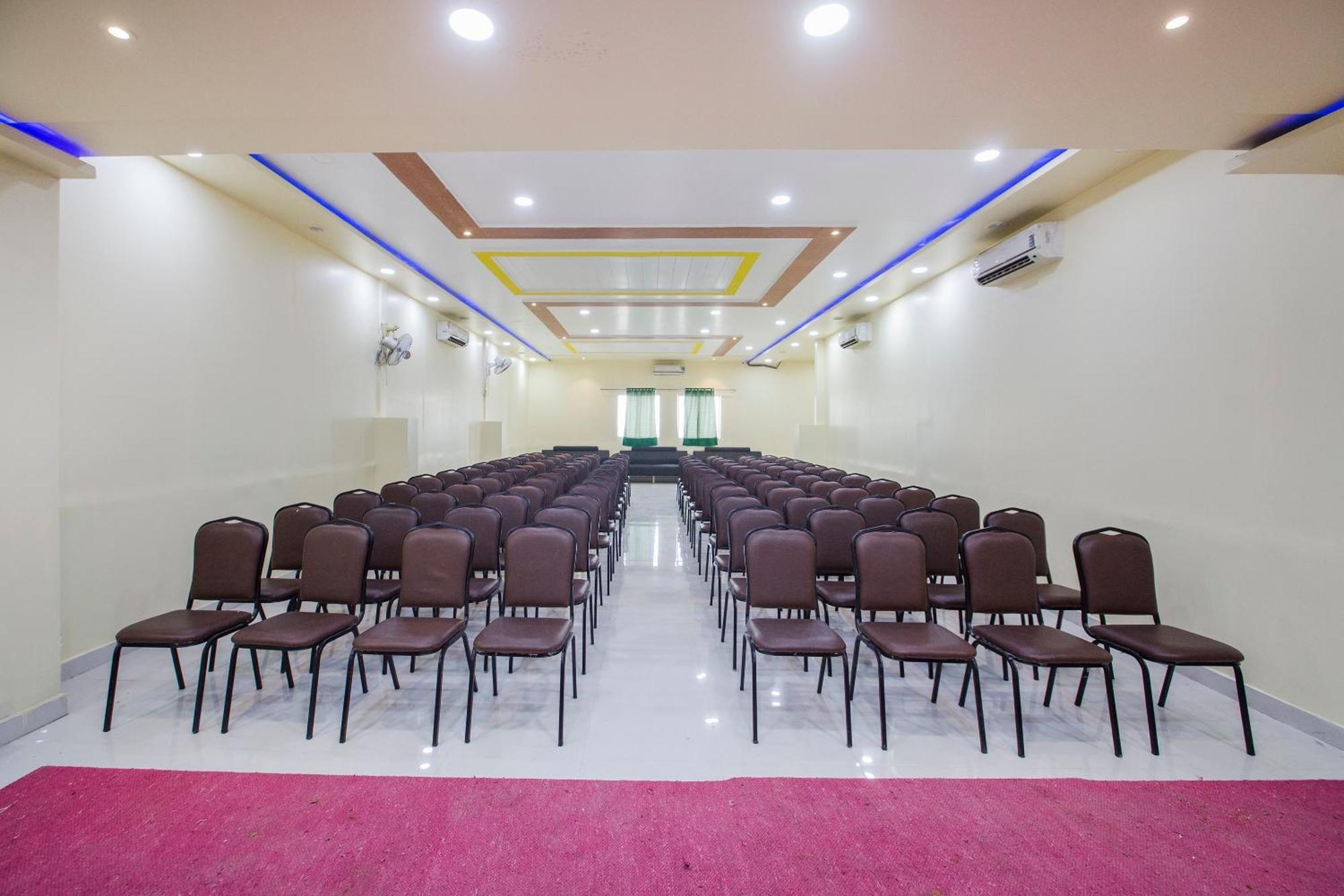 Hotel O Palak Residency Near Erragadda Metro Station Haidarábád Kültér fotó
