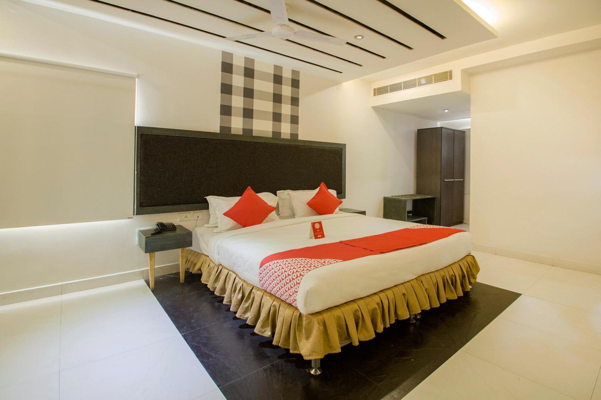 Hotel O Palak Residency Near Erragadda Metro Station Haidarábád Kültér fotó