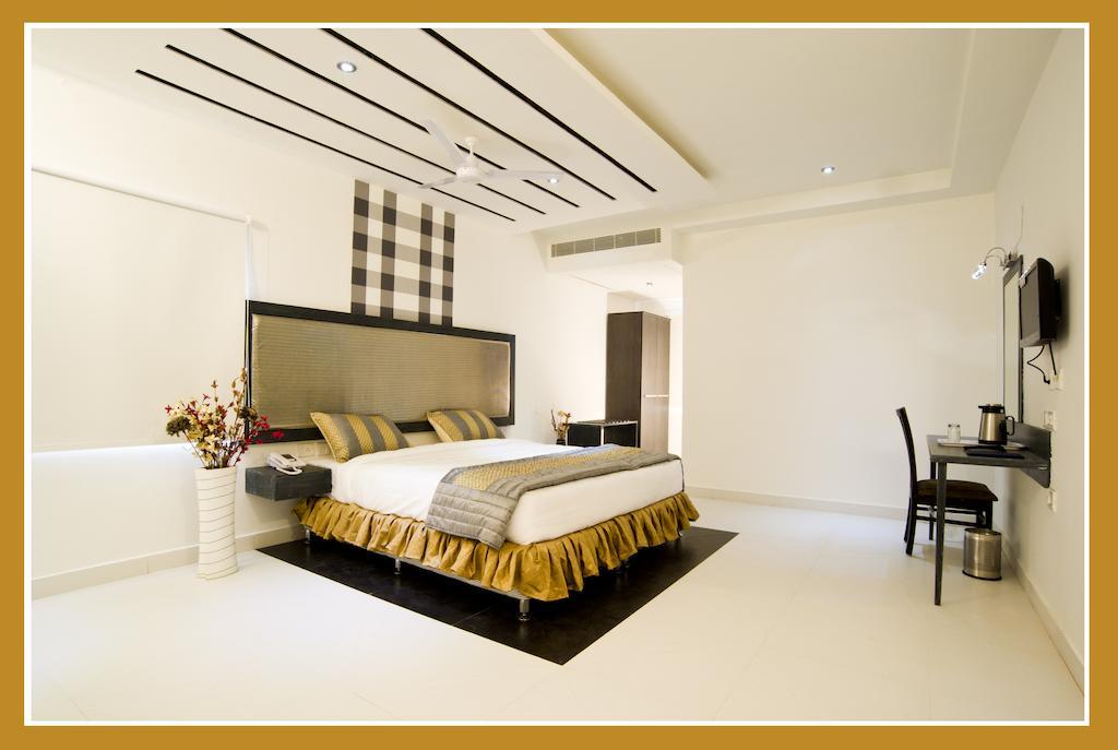 Hotel O Palak Residency Near Erragadda Metro Station Haidarábád Szoba fotó